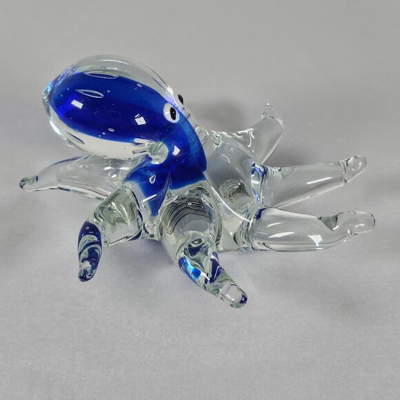 Handmade Handblown Clear/Cobalt Blue Art Glass Octopus Figurine Paperweight - Picture 4 of 12